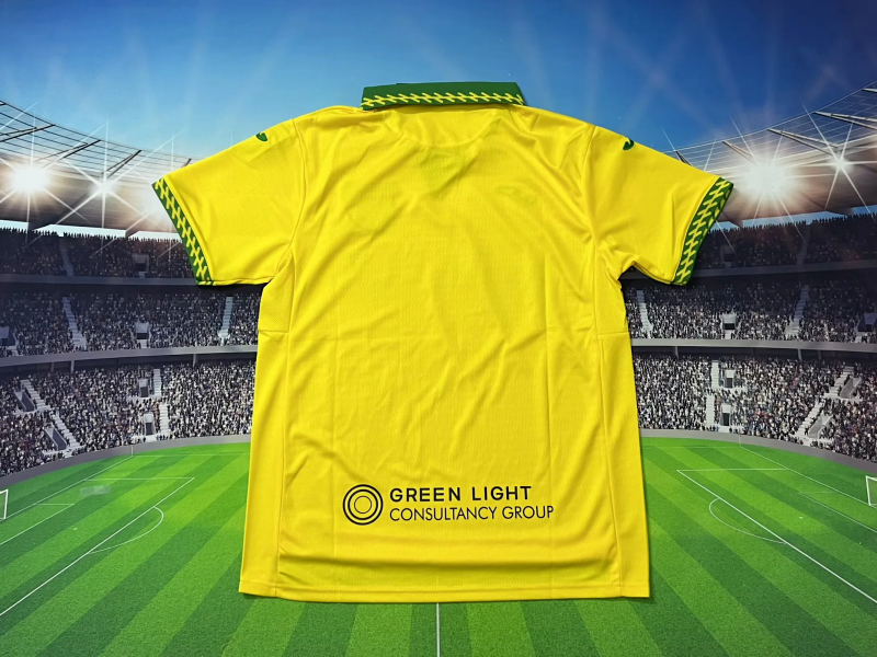 Maillot Norwich 25/26 version fan — vue dos