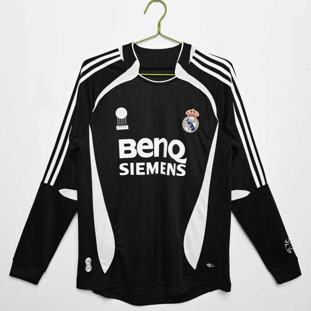 Maillot manches longues Real Madrid 06/07 version fan — vue face