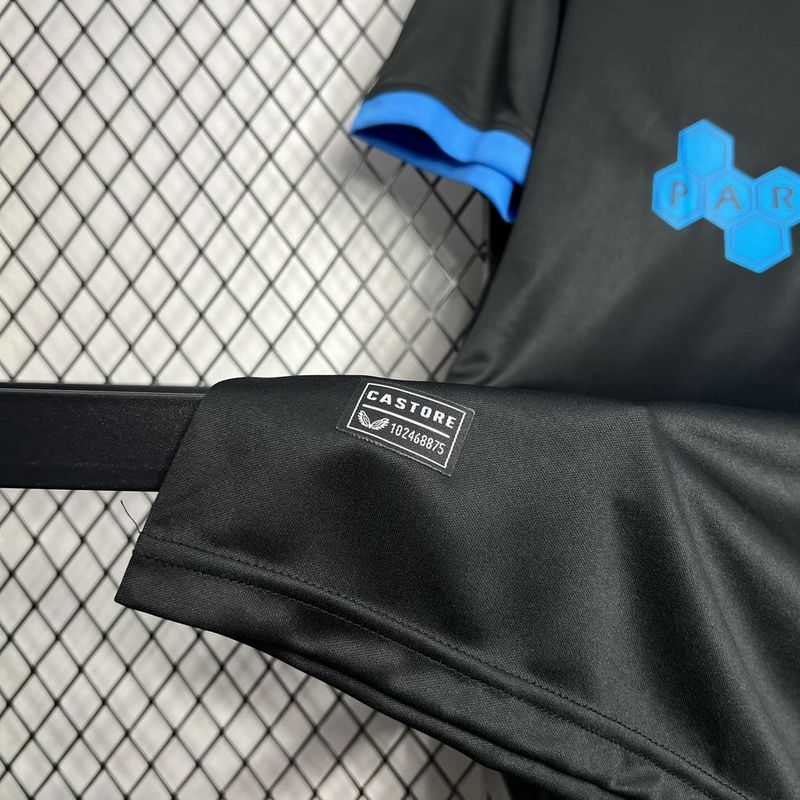 Maillot Preston 24/25 version fan — vue detail