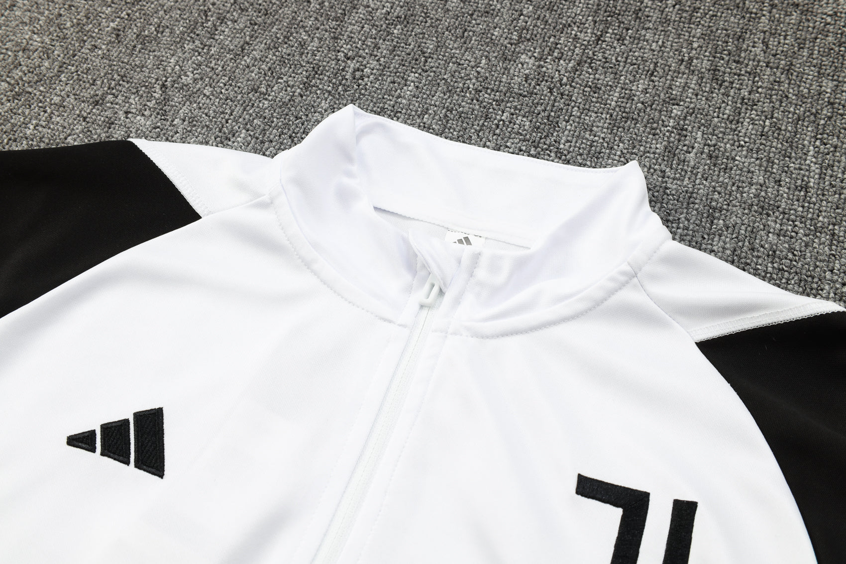 Survet Juventus Blanc 23/24