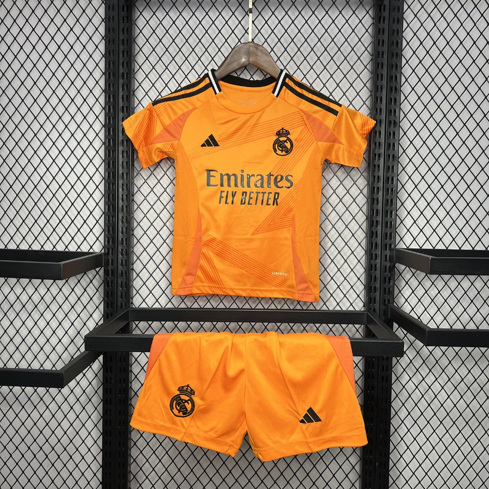 Kit Enfant Real Madrid Extérieur 24/25