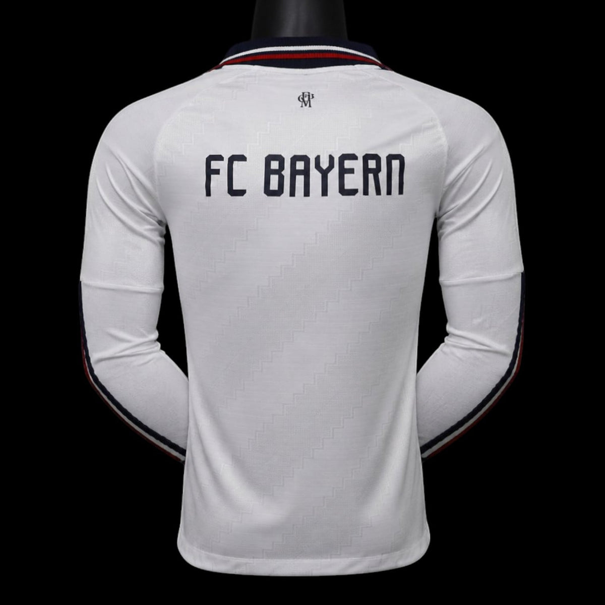 Maillot manches longues Bayern Munich 26/27 version joueur — vue detail