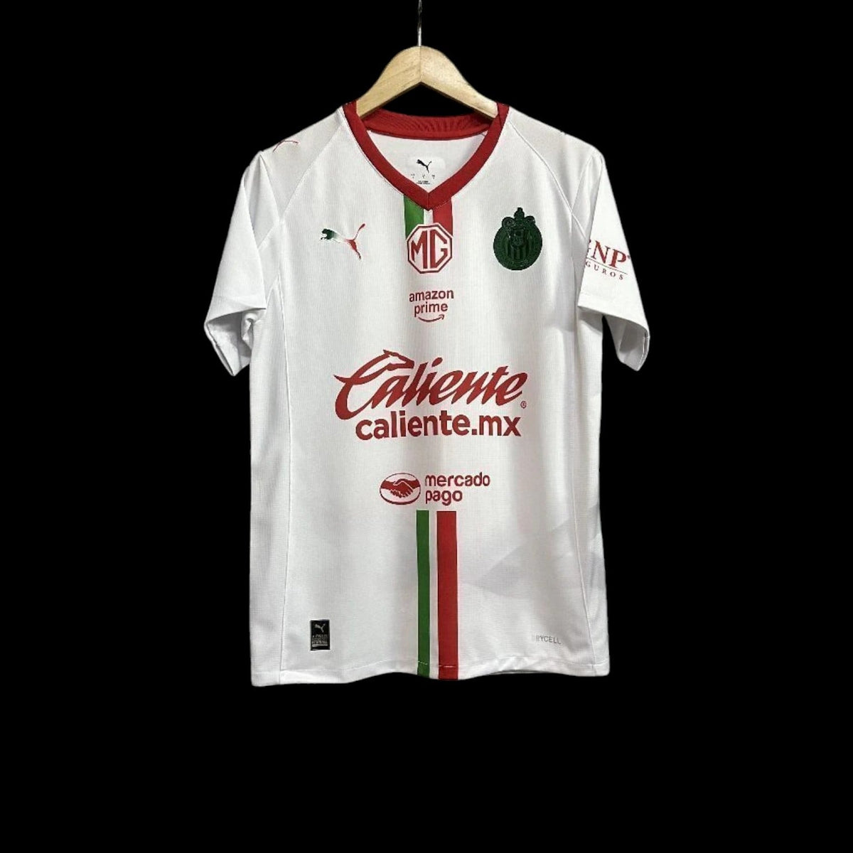 Maillot Chivas 25/26 version fan — vue face