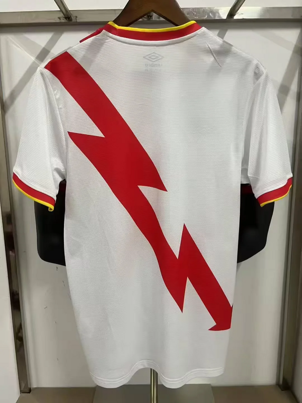 Maillot Rayo Vallecano 25/26 version fan — vue dos