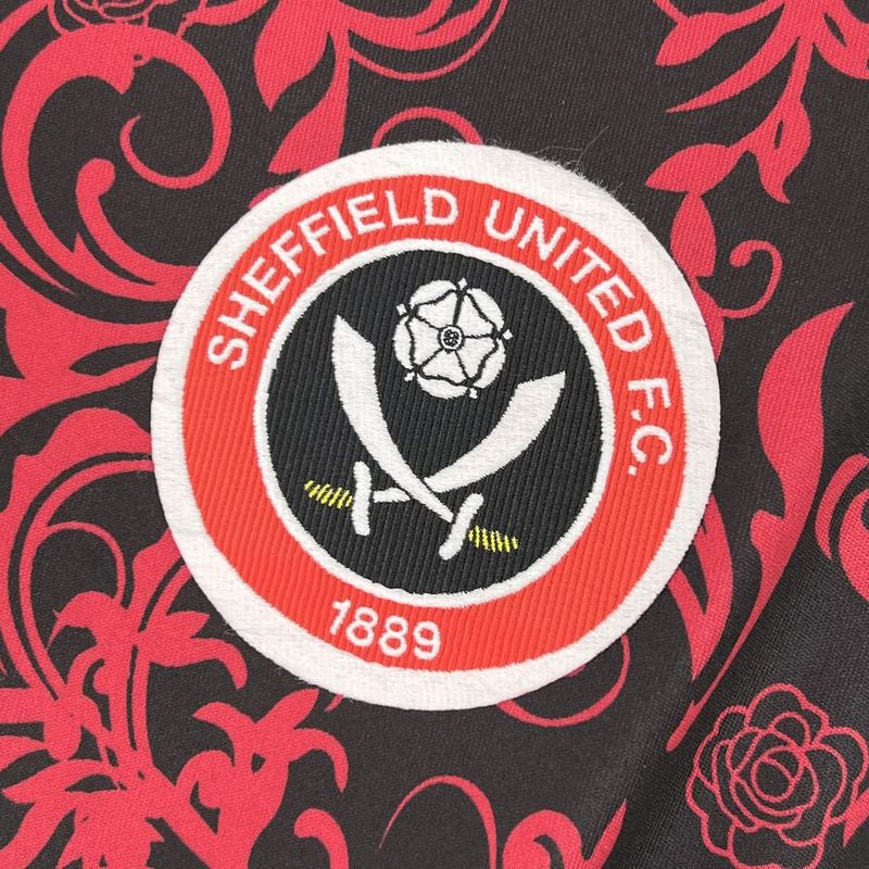 Maillot Sheffield 24/25 version fan — vue detail