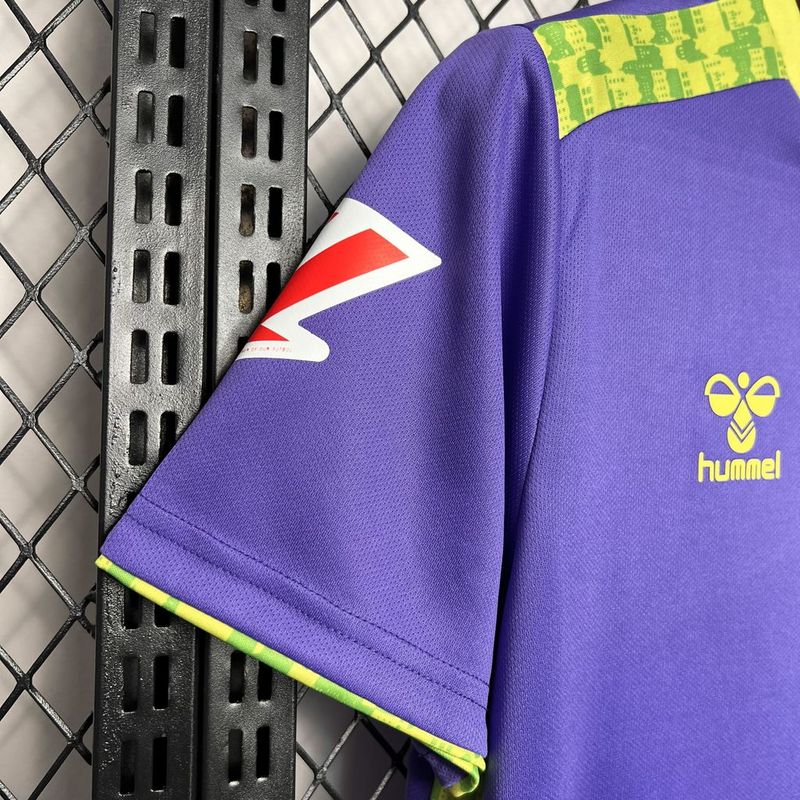 Maillot Malaga 24/25 version fan — vue detail