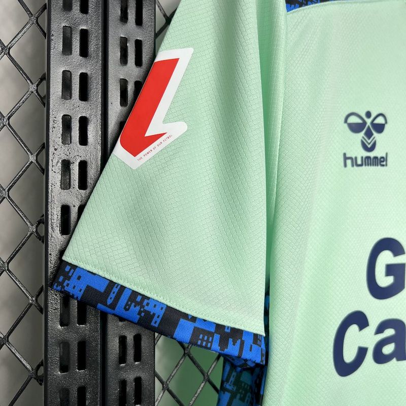 Maillot Las Palmas 24/25 version fan — vue detail