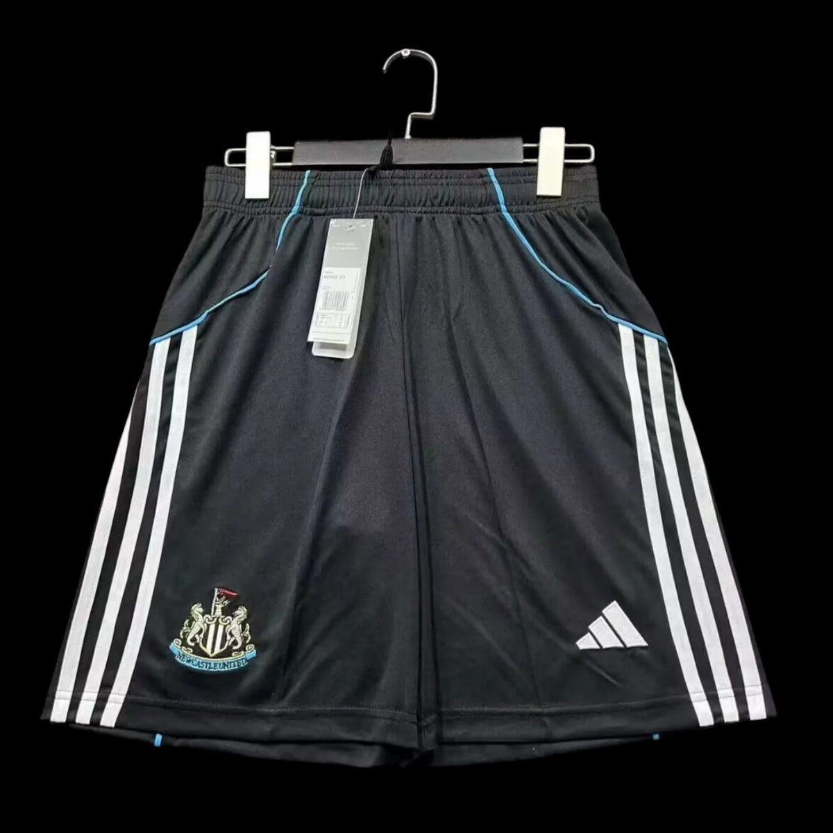 Short Newcastle 25/26 version fan — vue face