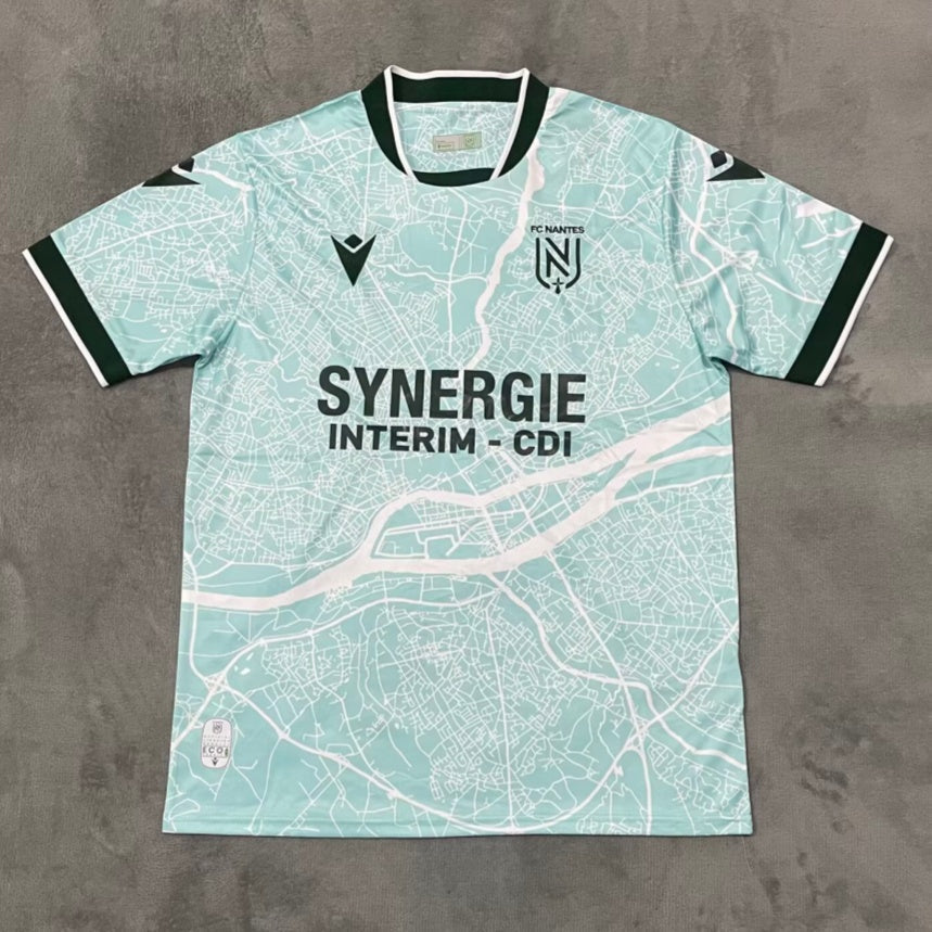 Maillot Nantes 25/26 version fan — vue face
