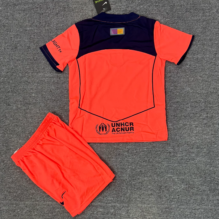 Ensemble enfant FC Barcelone 25/26 version fan — vue dos
