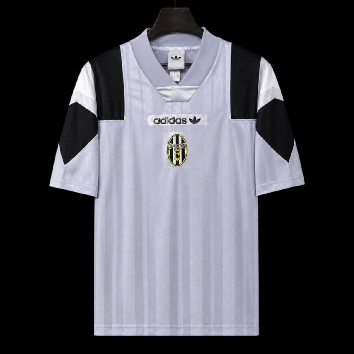 Maillot Juventus 26/27 version fan — vue face
