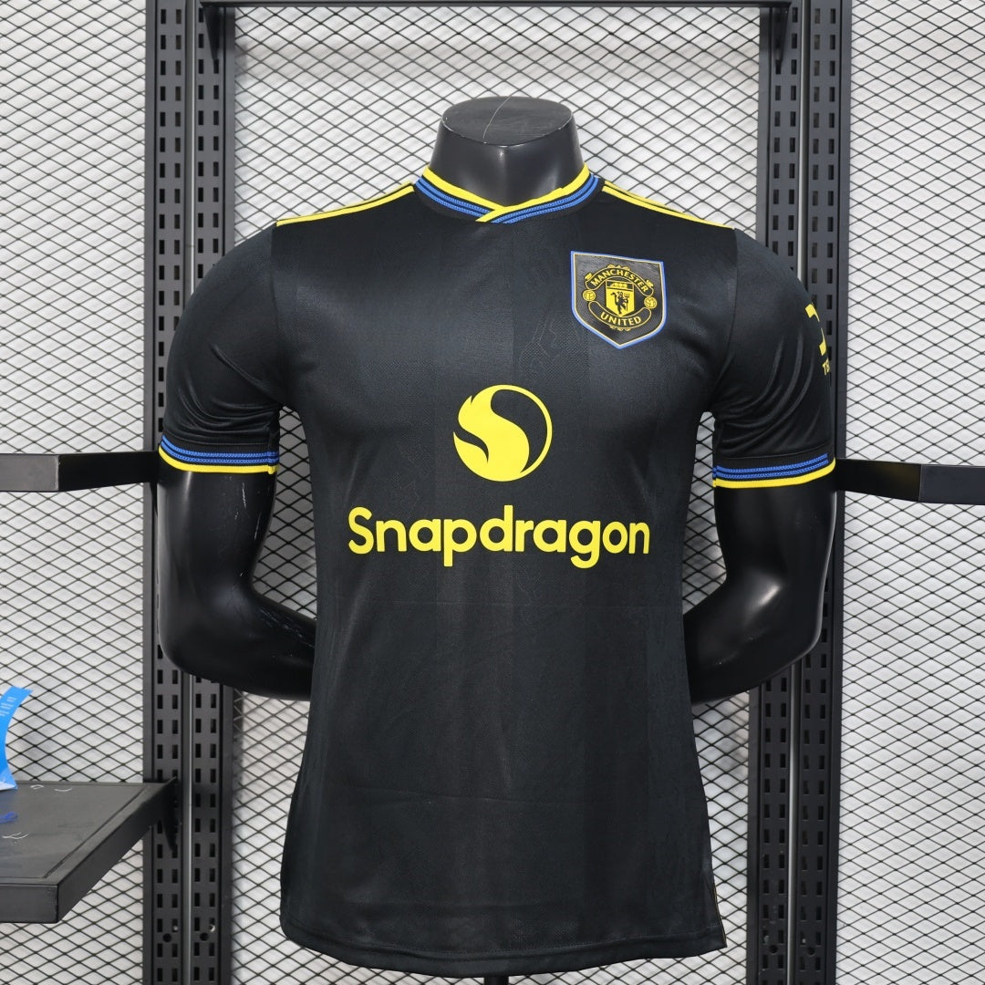 Maillot Manchester United 25/26 version joueur — vue face