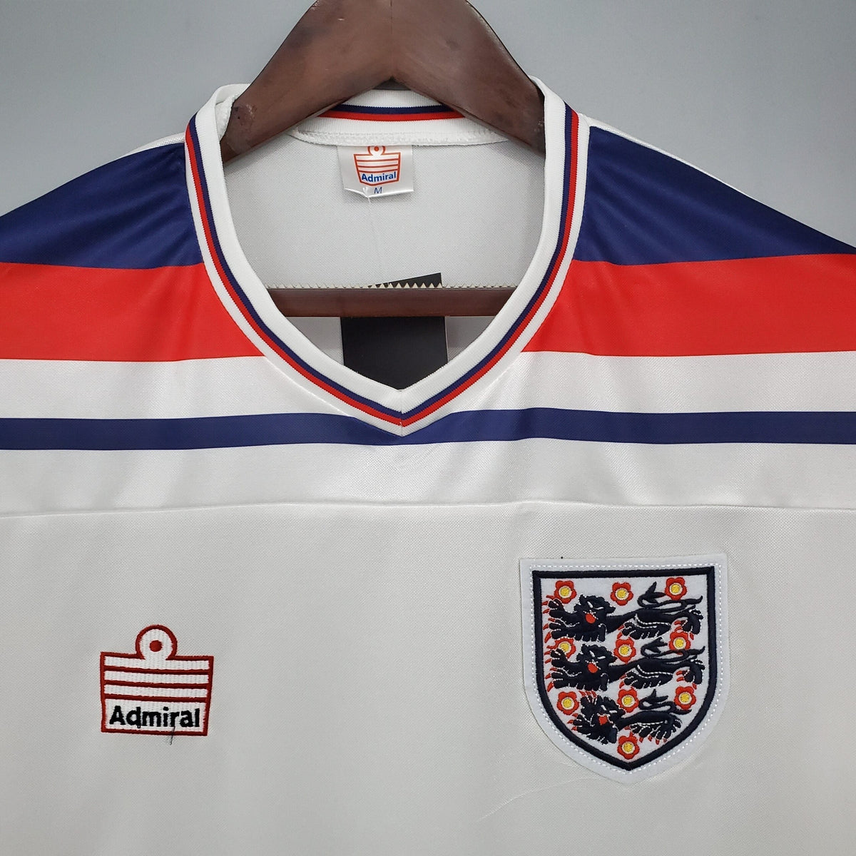 Maillot Angleterre 1982 version fan — vue detail