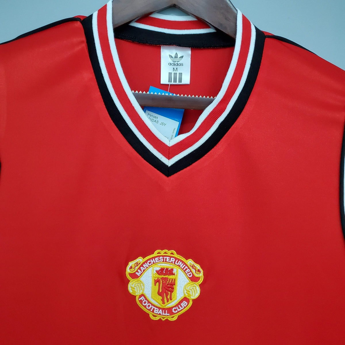 Maillot Manchester United 85/86 version fan — vue detail