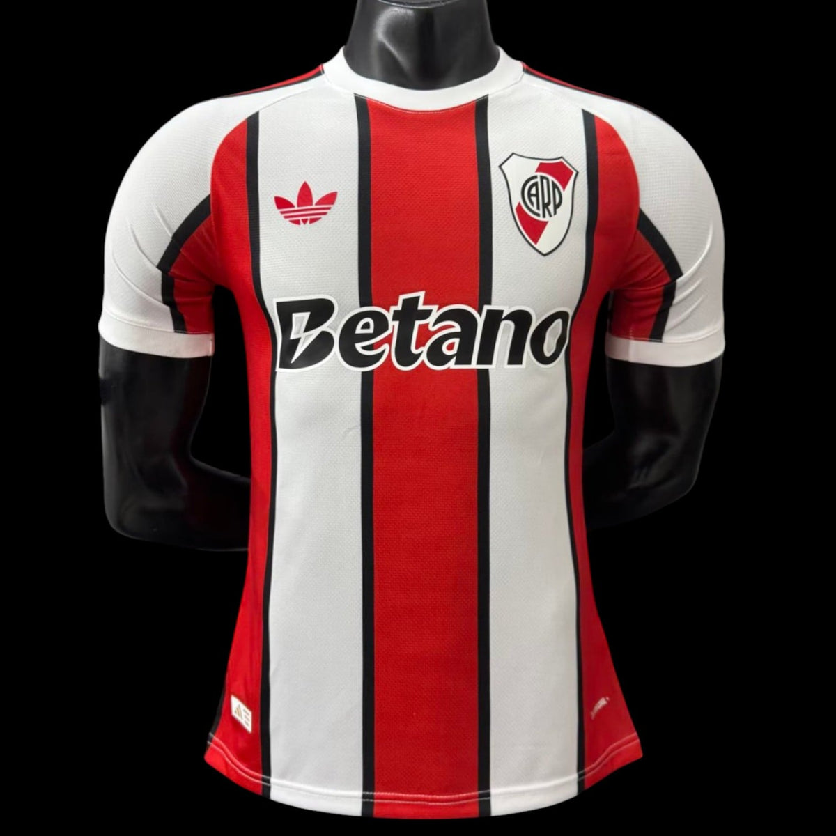 Maillot River Plate 26/27 version joueur — vue face