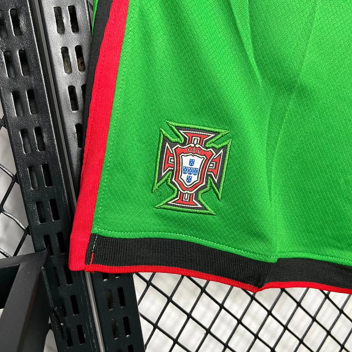 Short Portugal Exterieur 2024