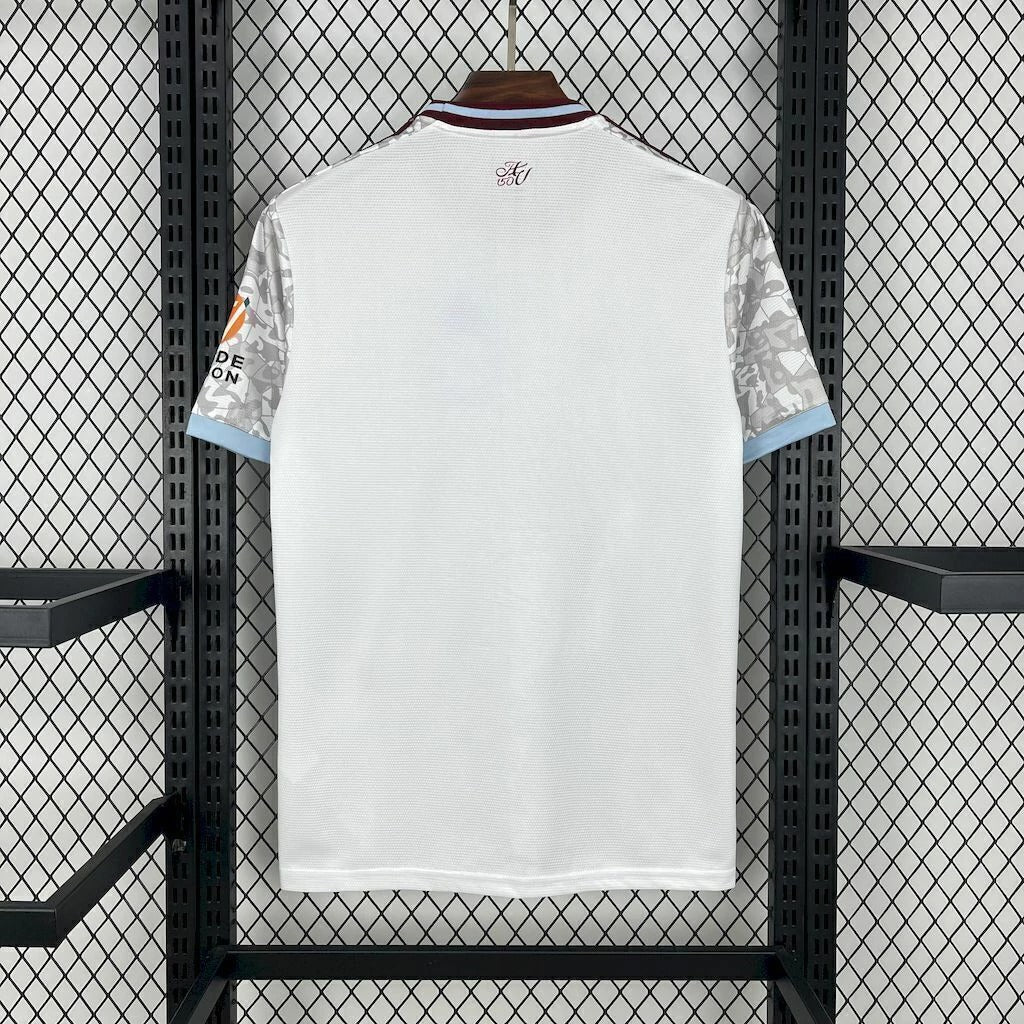 Aston Villa Third 25/26