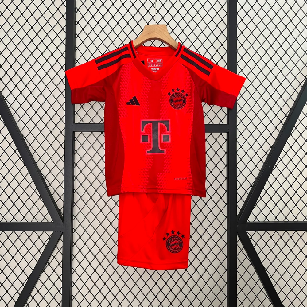 Kit Enfant Bayern Domicile 24/25