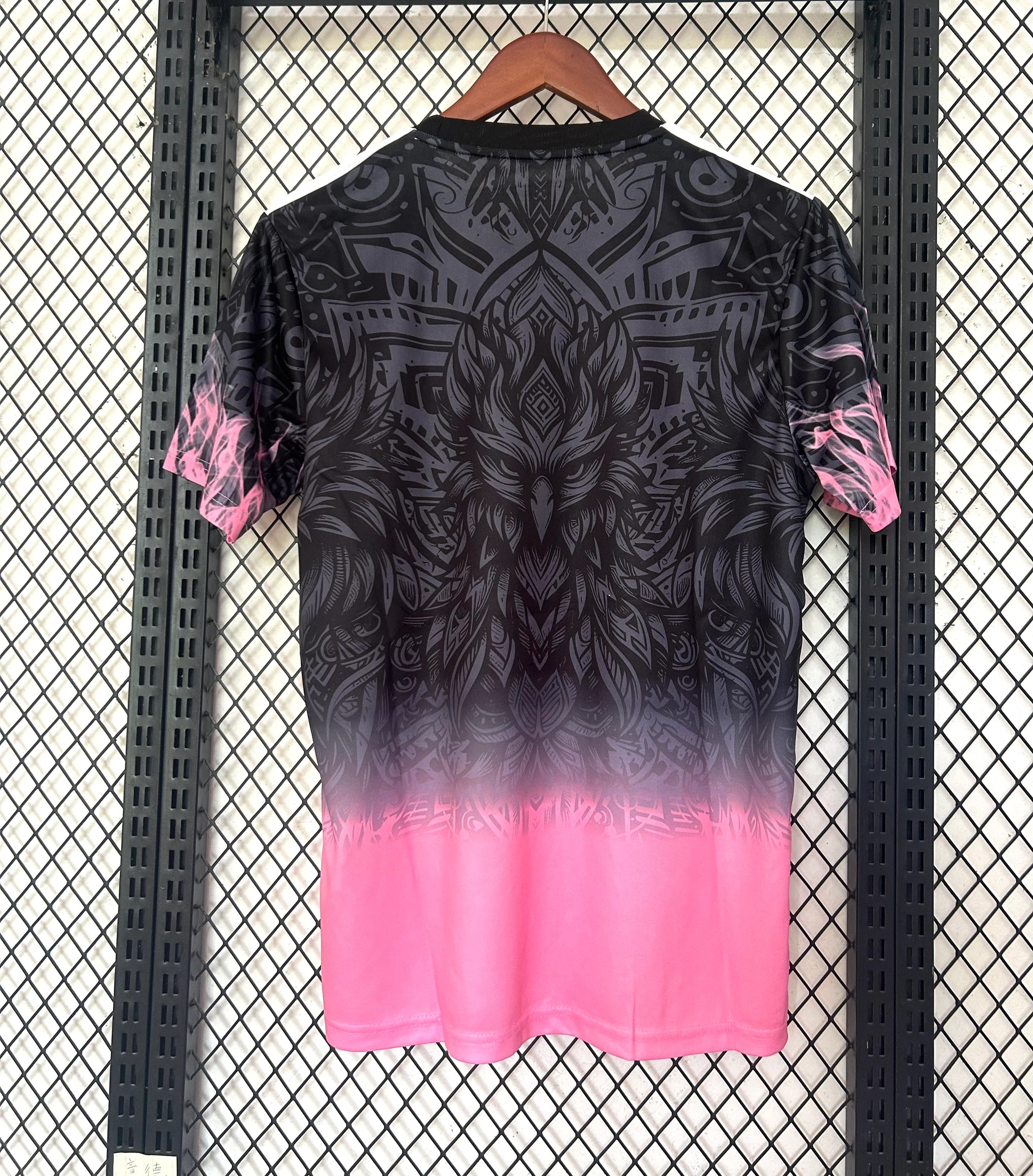 Liverpool Concept Black & Pink 25/26