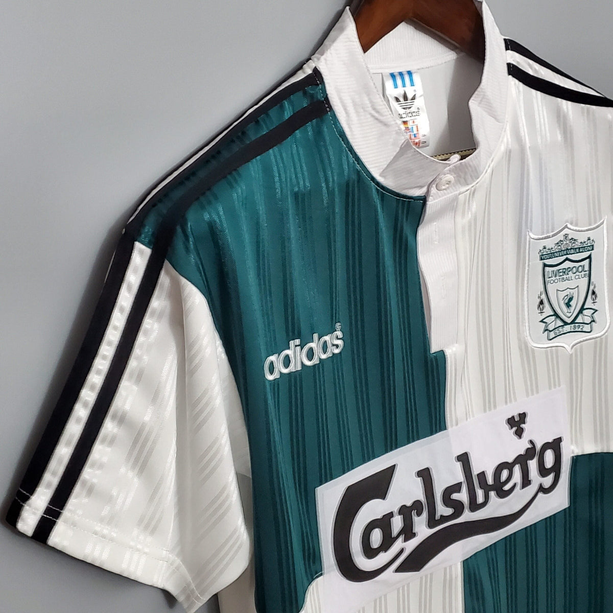 Maillot Liverpool 95/96 version fan — vue detail