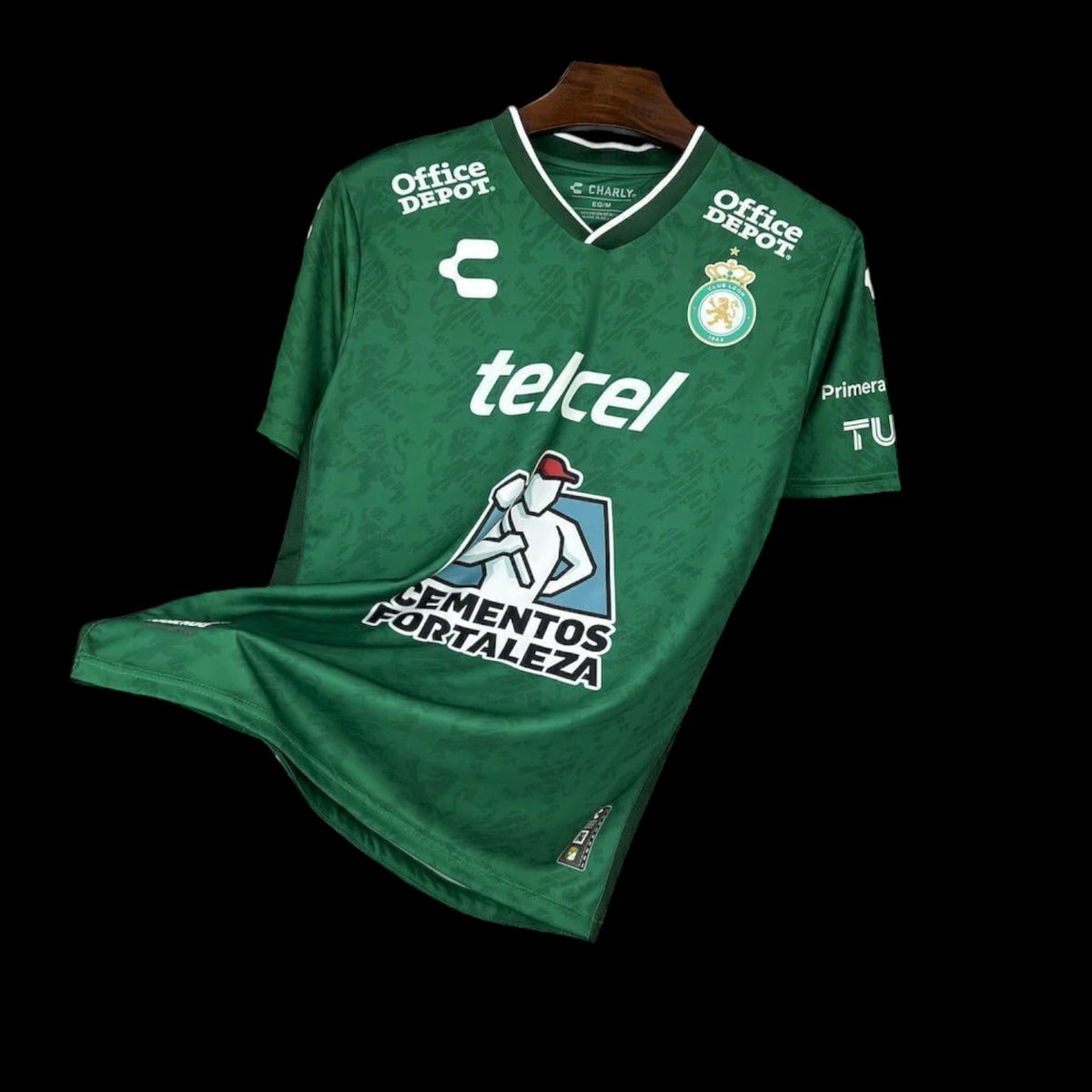 Maillot Club León 25/26 version fan — vue face