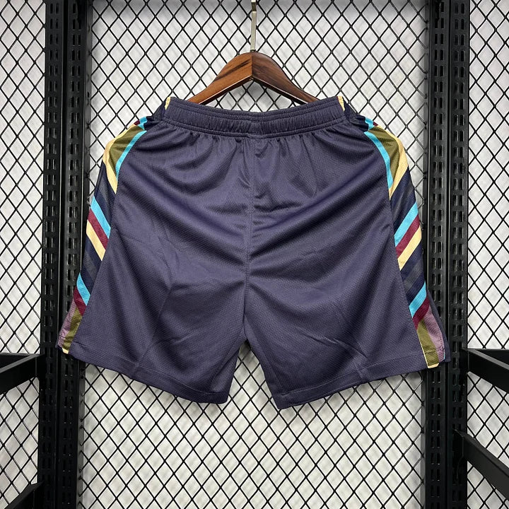 Short Angleterre Extérieur 2024