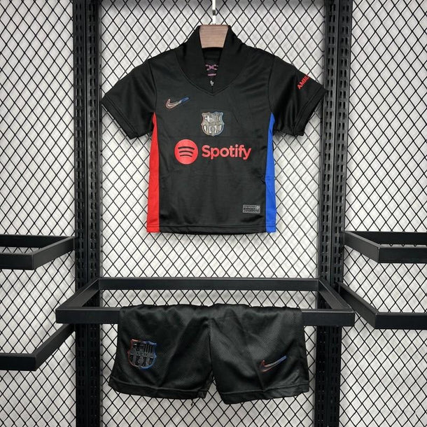Kit Enfant Barcelone Extérieur 24/25