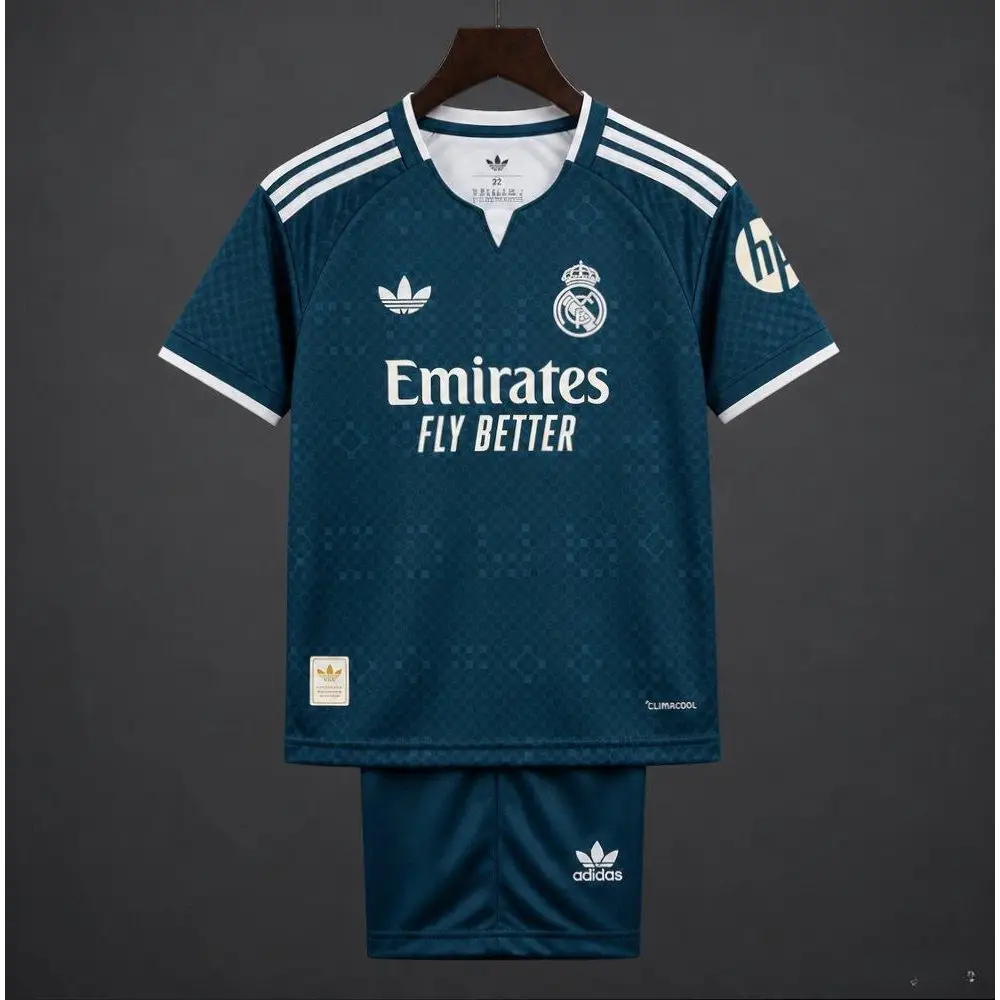 Kit Enfant Real Madrid Extérieur 26/27