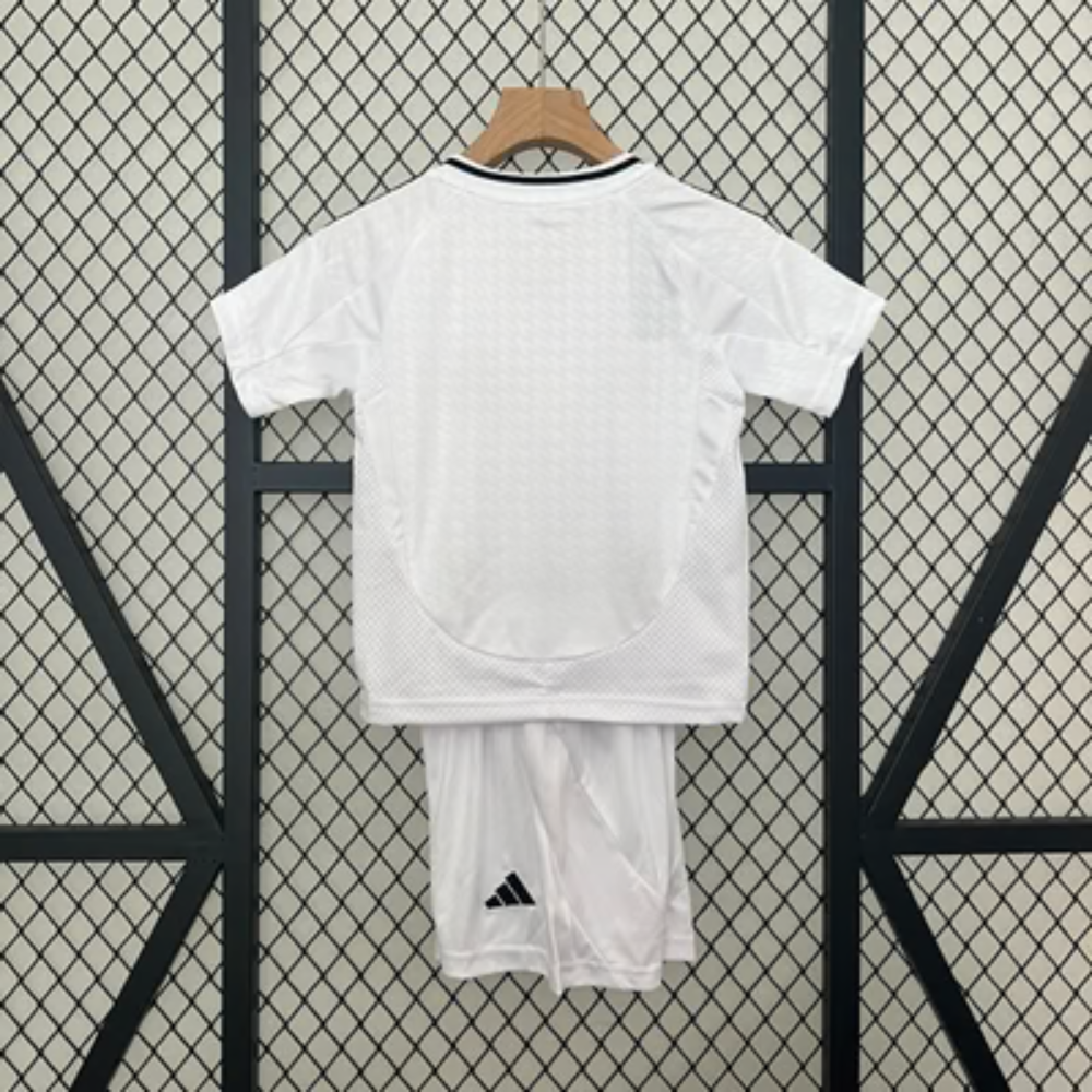 Kit Enfant Real Madrid Domicile 24/25